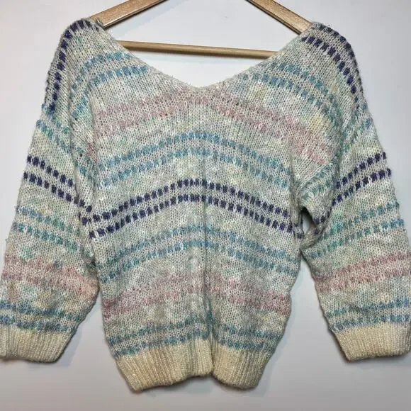 Junior Connection Patel Striped Knit Pullover Sweater Size: Medium - Picture 2 of 4